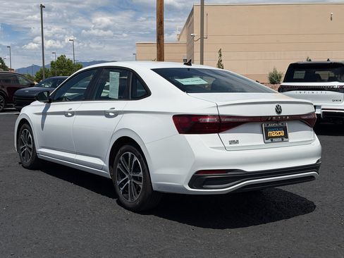 Used 2025 Volkswagen Jetta Sport FWD image 7