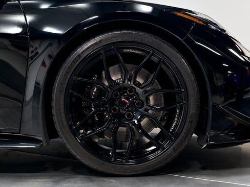 Used 2025 Chevrolet Corvette Z06 RWD image 27