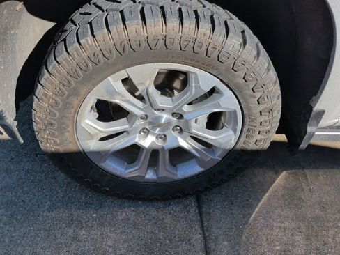 Used 2023 Chevrolet Silverado 1500 LTZ w/ LTZ Premium Package image 12