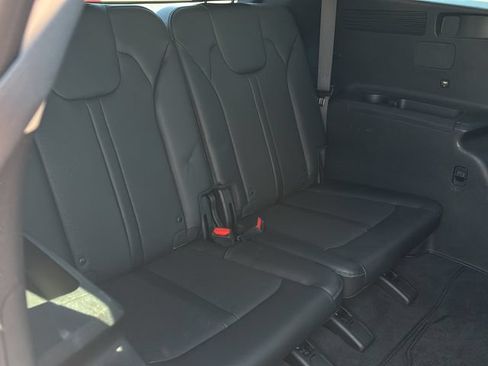 Used 2023 Kia Sorento SX AWD/4WD image 14
