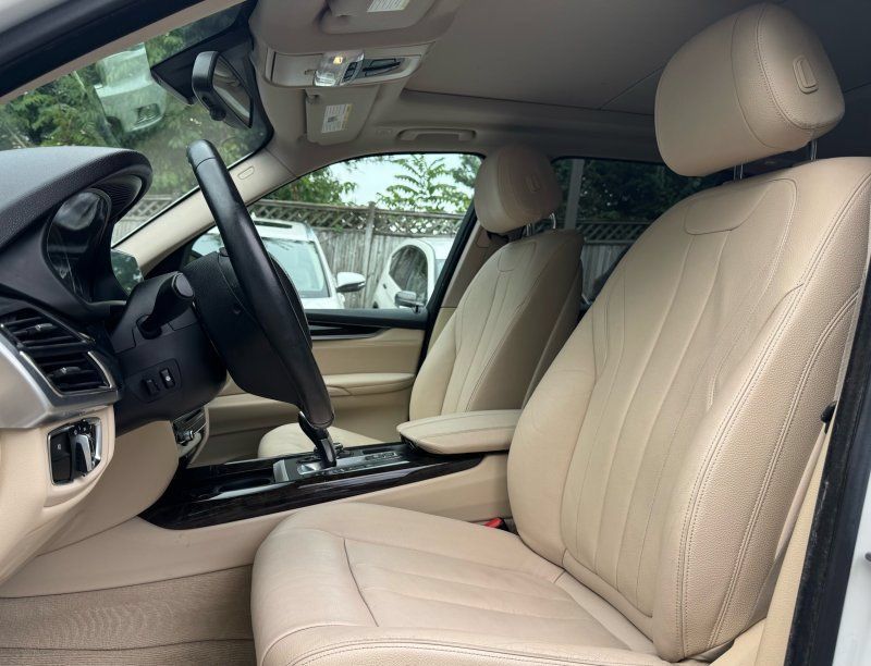 Used 2015 BMW X5 xDrive35i AWD/4WD image 16