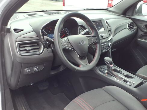 Used 2023 Chevrolet Equinox RS AWD/4WD image 9
