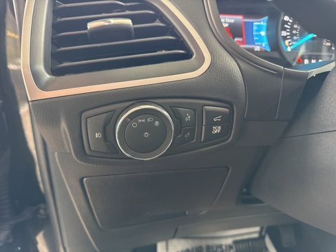 Certified 2024 Ford Edge SEL w/ Convenience Package image 25