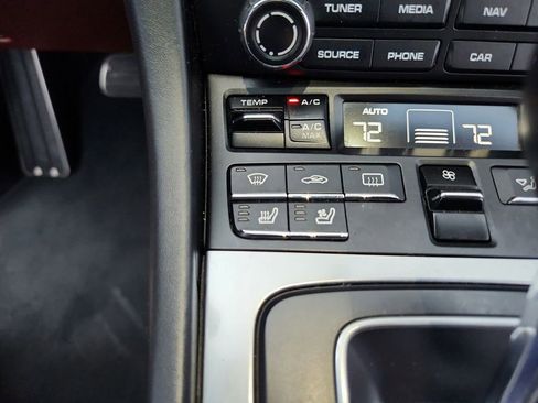 Used 2017 Porsche 911 Carrera 4S image 27