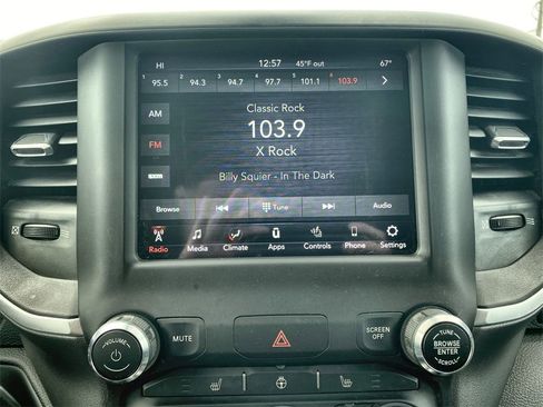 Used 2021 RAM 1500 Big Horn image 12