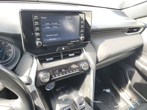 Certified 2021 Toyota Venza XLE w/ Softex Package AWD/4WD image 14