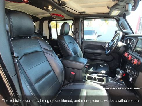 Used 2020 Jeep Gladiator Overland AWD/4WD image 15
