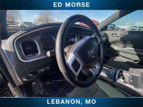 Used 2014 Dodge Charger SE w/ Sport Appearance Group image 10