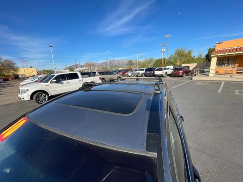 Used 2010 Honda CR-V EX-L image 10