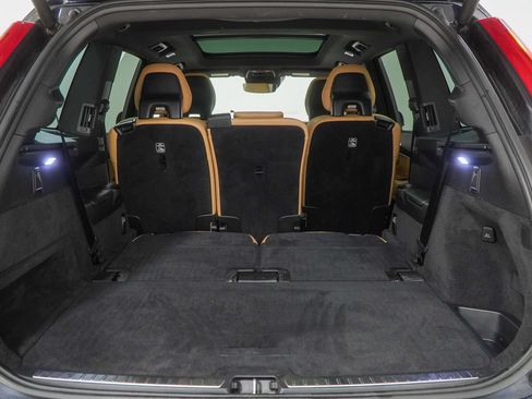 Used 2019 Volvo XC90 T6 Momentum w/ Advanced Package AWD/4WD image 11