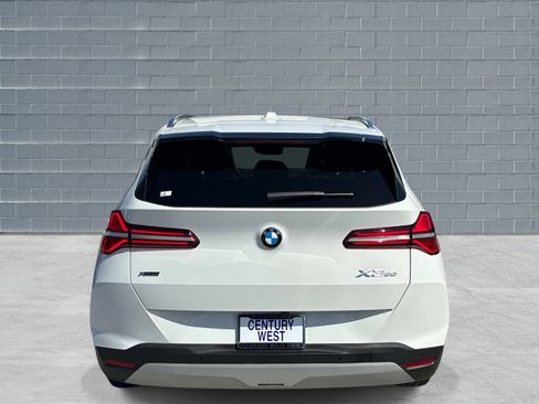 Used 2025 BMW X3 xDrive30i w/ Convenience Package AWD/4WD image 4