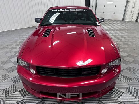 Used 2006 Ford Mustang GT Premium image 4