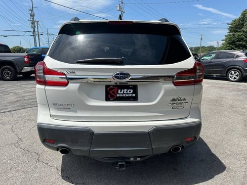 Used 2019 Subaru Ascent Touring AWD/4WD image 4