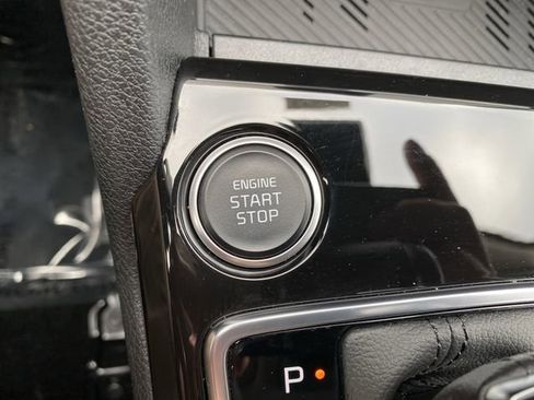 Used 2023 Kia Sportage EX image 30