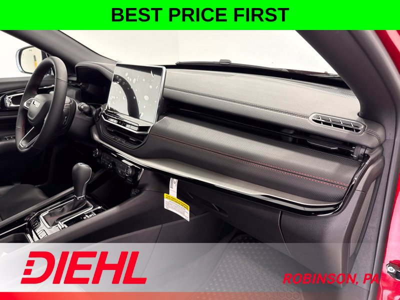New 2026 Jeep Compass Trailhawk w/ Sun, Sound & Navigation Group AWD/4WD image 16
