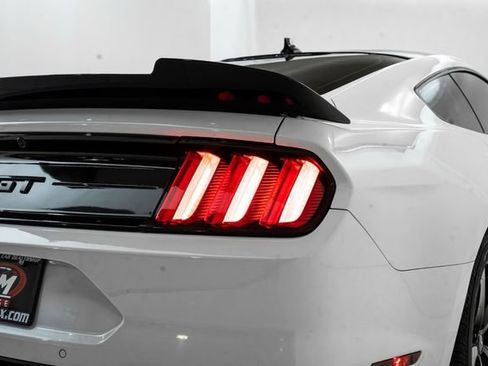 Used 2021 Ford Mustang GT Premium w/ Black Accent Package RWD image 12