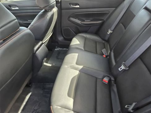 Used 2022 Nissan Altima 2.5 SR image 13