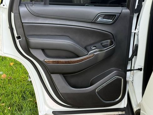 Used 2019 Chevrolet Tahoe 2WD image 29