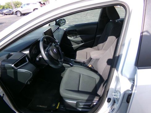 Used 2023 Toyota Corolla LE image 11