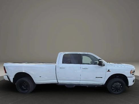 Used 2024 RAM 3500 Laramie w/ Night Edition AWD/4WD image 7