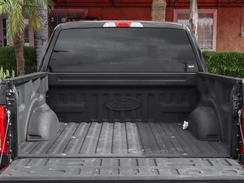 Used 2017 Ford F150 XLT image 9