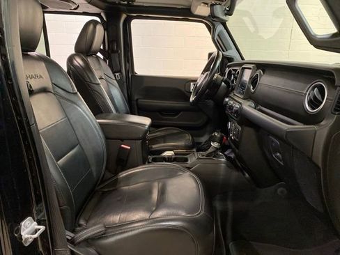 Used 2022 Jeep Wrangler Unlimited Sahara AWD/4WD image 81
