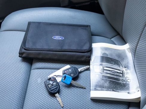 Used 2016 Ford F550 4x4 SuperCab Super Duty image 29