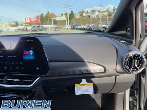 New 2026 Chevrolet Equinox EV LT image 23