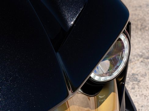 Used 2024 Aston Martin Valour image 7