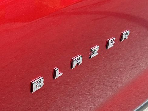 Used 2021 Chevrolet Blazer LT FWD image 10