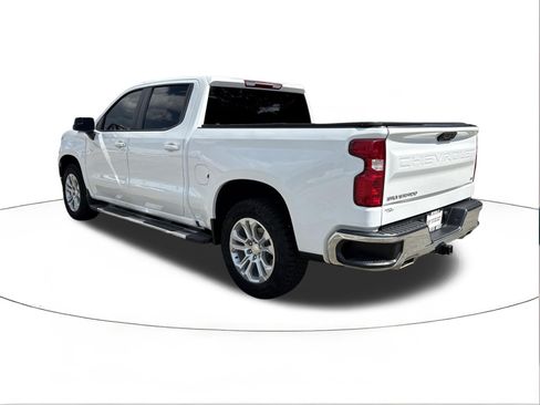 Used 2025 Chevrolet Silverado 1500 LT AWD/4WD image 5