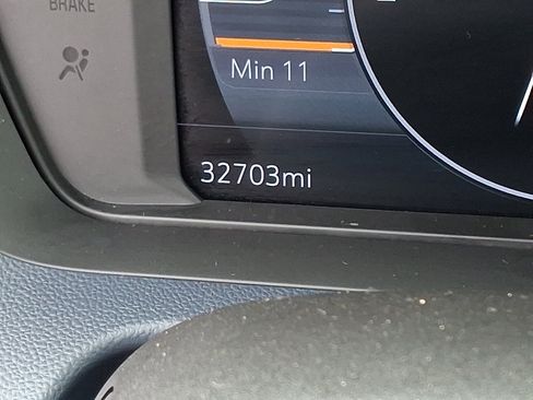 Used 2022 Chevrolet Bolt EUV Premier image 20