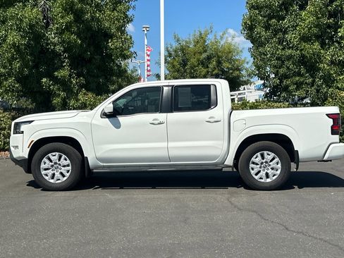 Certified 2022 Nissan Frontier SV image 7