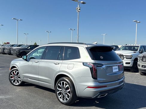 Used 2024 Cadillac XT6 Sport w/ Technology Package image 5