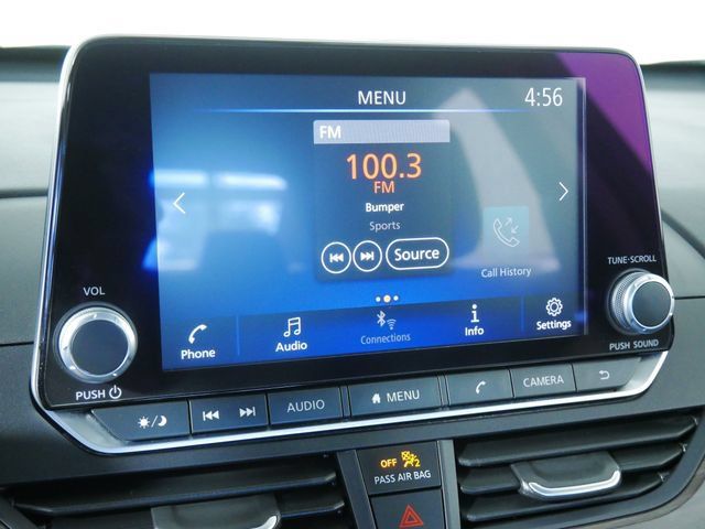 Used 2025 Nissan Altima 2.5 SV FWD image 29