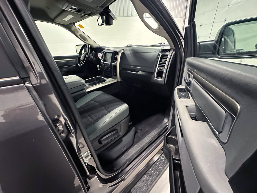 Used 2020 RAM 1500 Warlock w/ Luxury Group AWD/4WD image 26