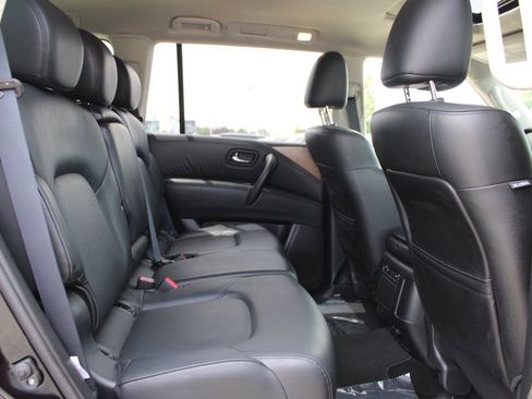 Used 2023 Nissan Armada SL image 22