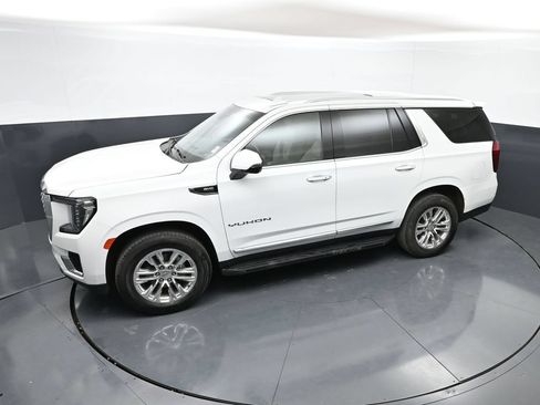 Used 2022 GMC Yukon SLT w/ SLT Premium Package RWD image 48