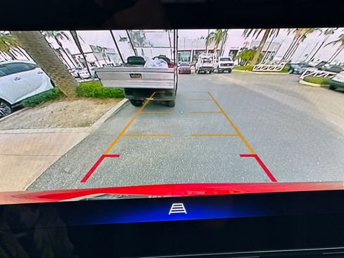 Certified 2025 Chevrolet Trax LT image 19