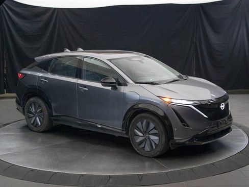 Used 2023 Nissan Ariya image 2