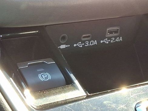 Used 2024 Subaru Outback Premium w/ Popular Package #1A image 25