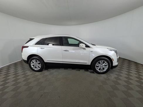 Certified 2024 Cadillac XT5 Luxury w/ LPO, Floor Liner Package AWD/4WD image 30