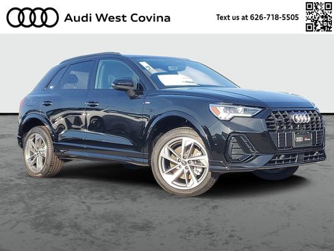New 2025 Audi Q3 2.0T Premium image 1