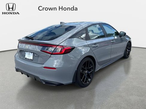 Used 2025 Honda Civic Sport image 4