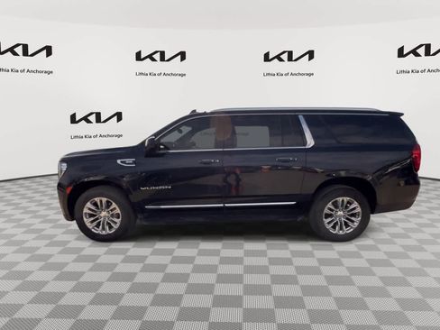 Used 2021 GMC Yukon XL SLT AWD/4WD image 6