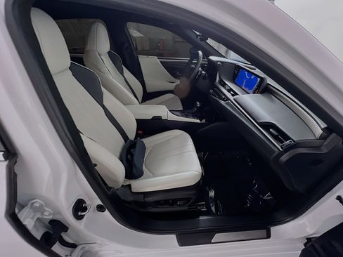 Used 2021 Lexus ES 350 F Sport w/ Special Edition image 31