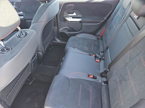 Used 2025 Mercedes-Benz GLB 35 AMG GLB 35 AMG image 30