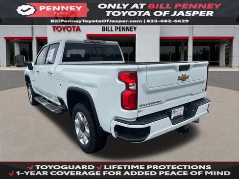Used 2022 Chevrolet Silverado 2500 LTZ w/ Z71 Chrome Sport Edition AWD/4WD image 3