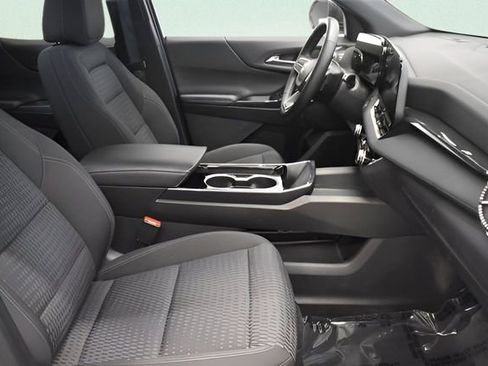 Used 2025 Chevrolet Equinox LT AWD/4WD image 19