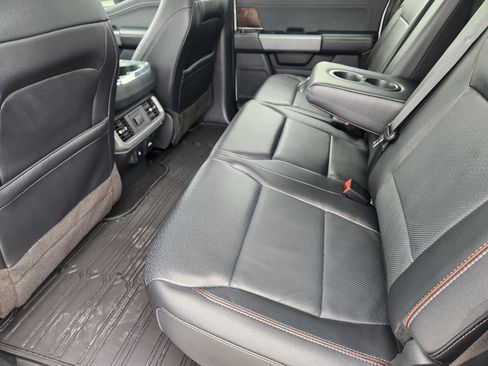 Used 2022 Ford F150 Lariat w/ FX4 Off-Road Package AWD/4WD image 31